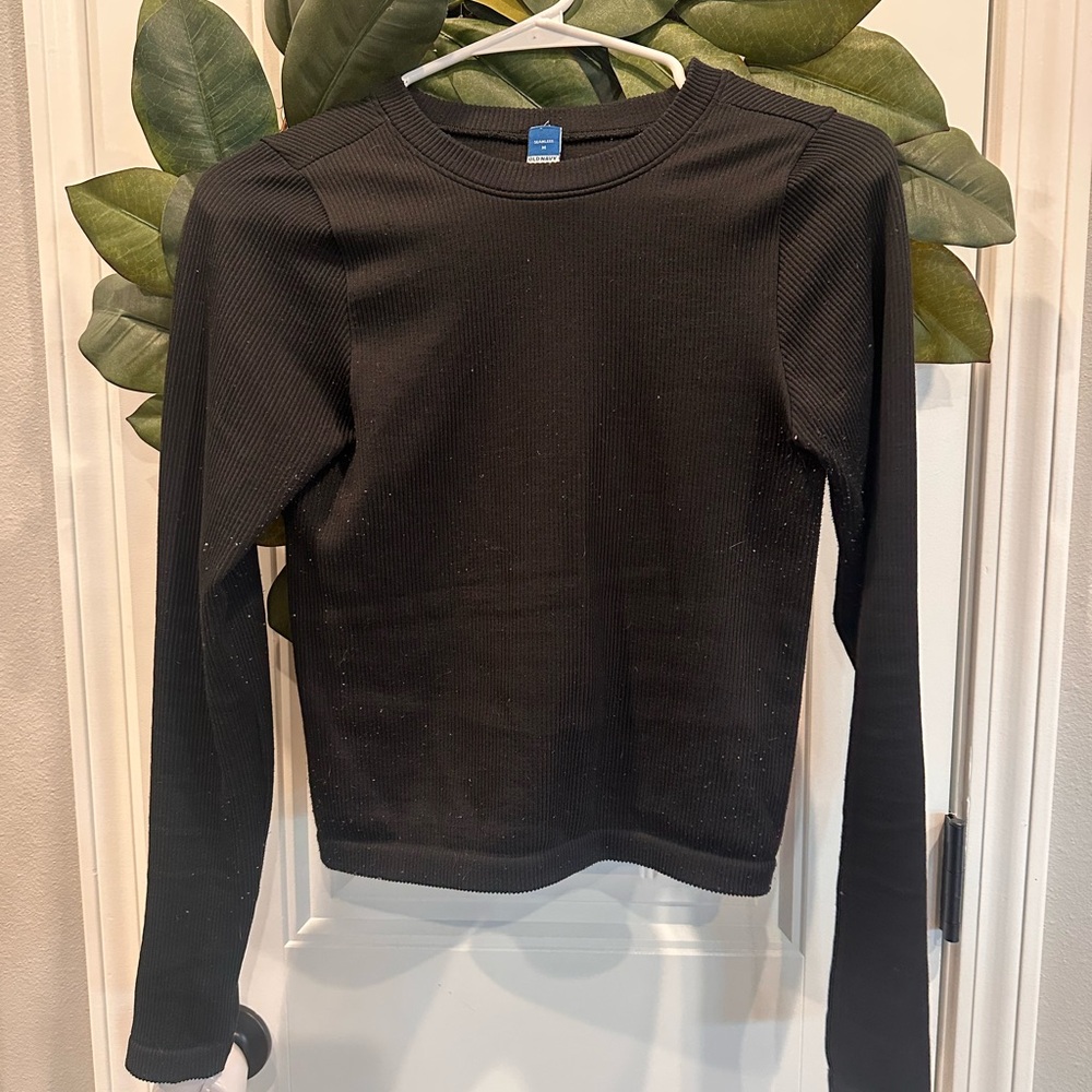 Black Long Sleeve Ribbed Top
